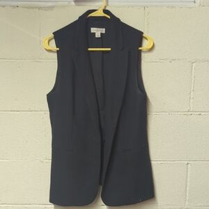Treasure & Bond Sleeveless Shawl Collar Vest in Black